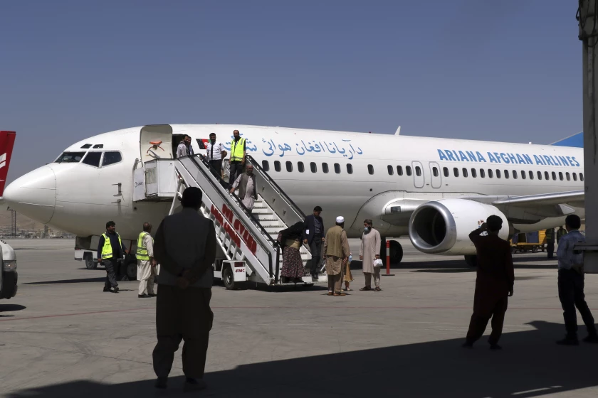 The Taliban prevents the departure of 4 evacuation planes with Americans?