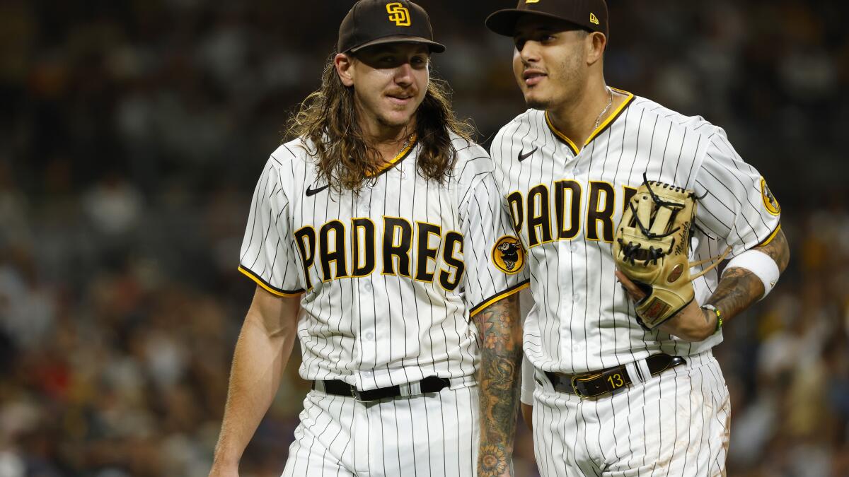 Machado, Padres beat Cubs 5-4 in Clevinger's return - The San Diego  Union-Tribune