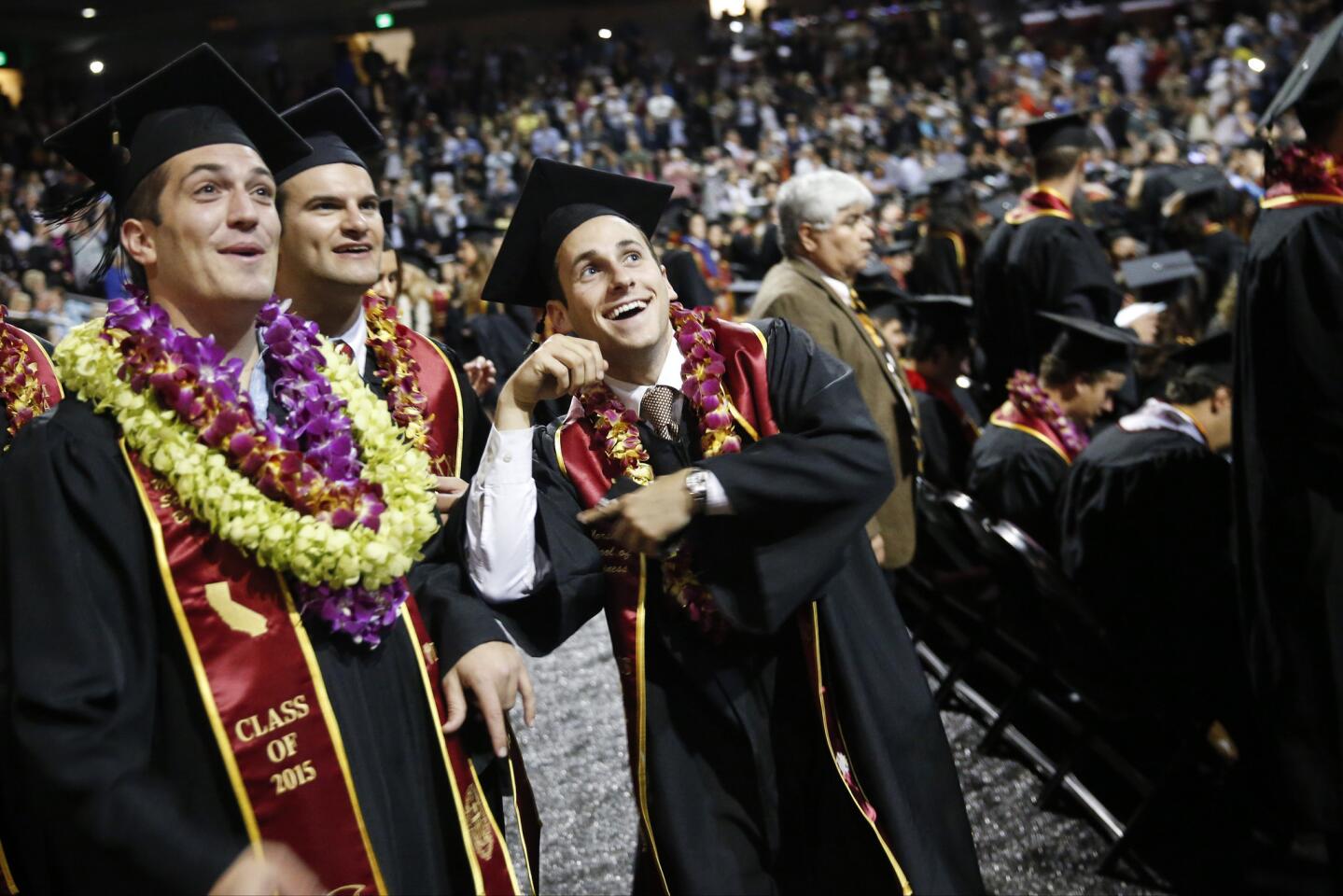USC graduation features Kamala Harris, Lucas and rain Los