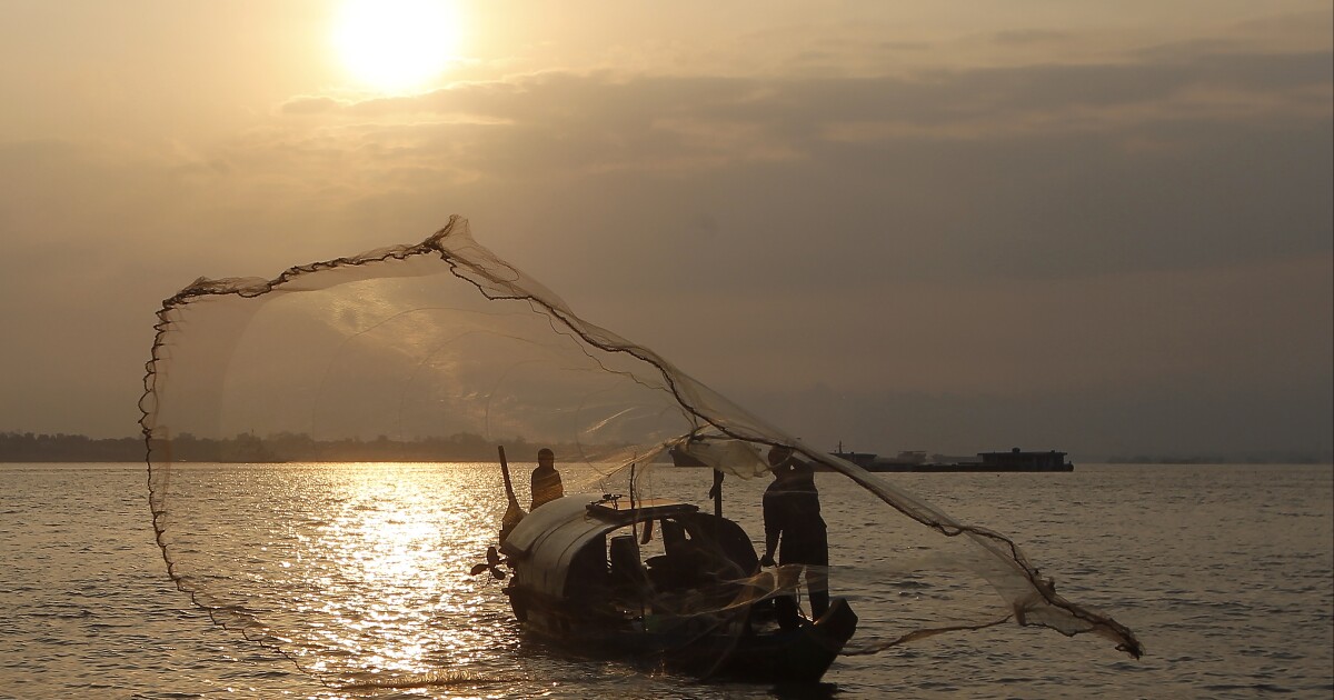 ‘No fish’: How dams and climate change are choking Asia’s great lake - Los Angeles Times