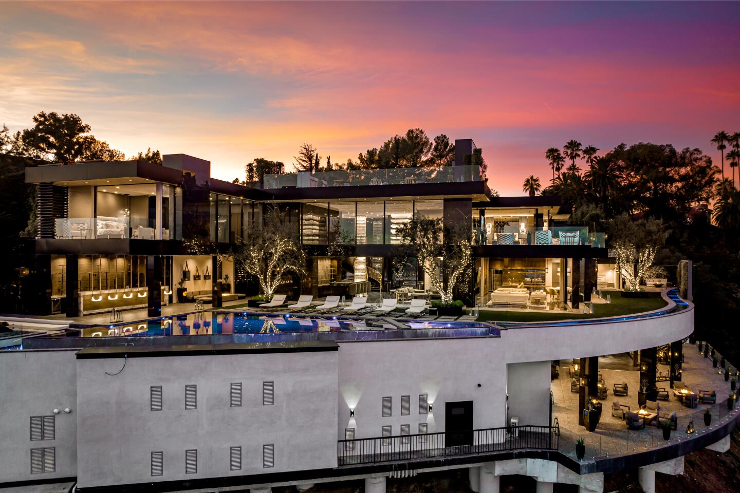 Inside a $139 Million Bel-Air Mansion Made for Entertaining – Robb Report