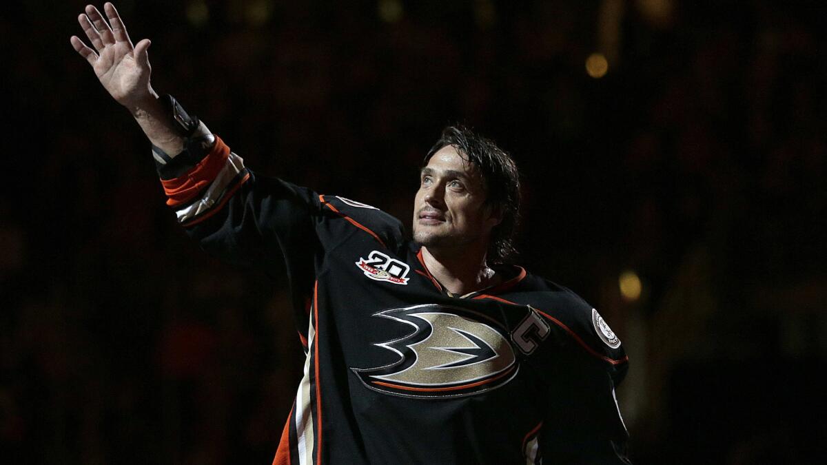 Ducks forward Teemu Selanne acknowledges the cheers of the fans after the team's 2013-14 regular-season finale against the Colorado Avalanche at Honda Center in April.