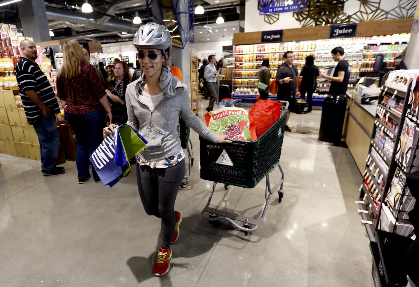 Whole Foods opens on Grand