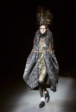 Fall 2009 Paris Fashion Week: Junya Watanabe