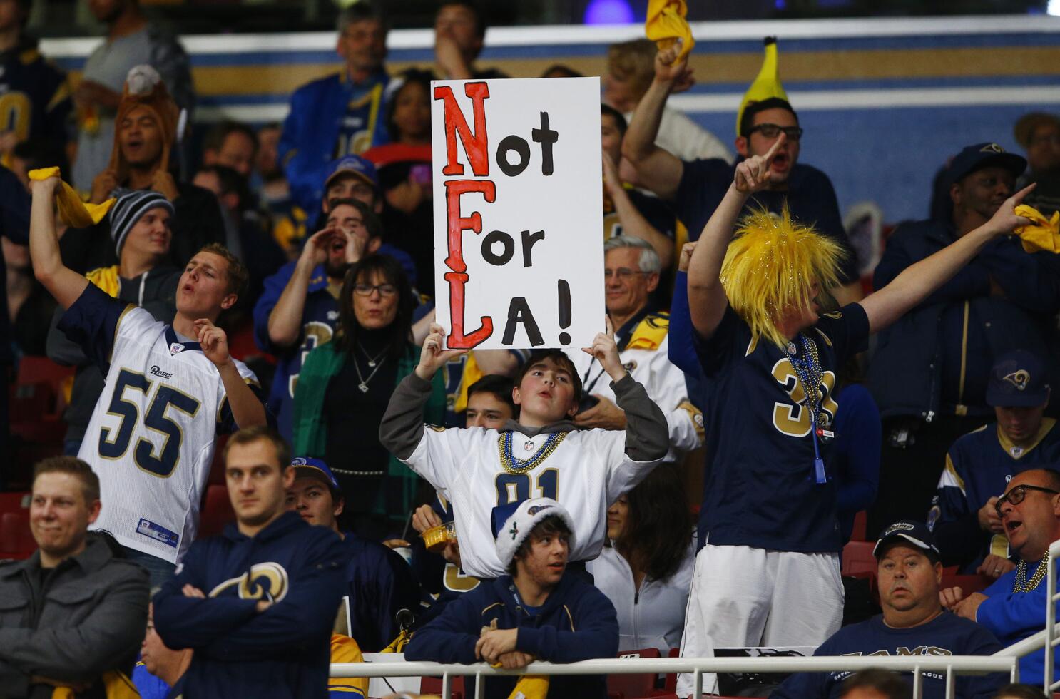 Los Angeles fans revel in the Rams' Super Bowl victory - Los