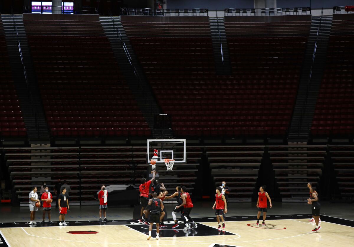 San Diego State Aztecs basketball team practices at Viejas Arena on Tuesday, Sept. 28