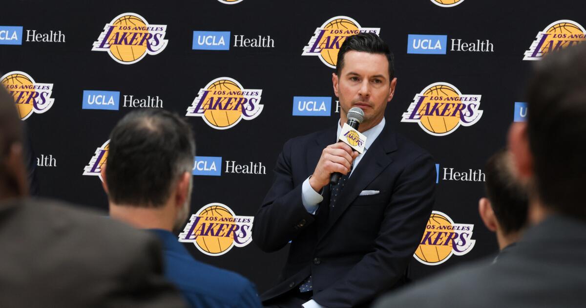 C’est officiel : les Lakers présentent JJ ​​Redick comme leur nouvel entraîneur