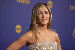 Jennifer Aniston llega a la 76a entrega de los premios Primetime Emmy