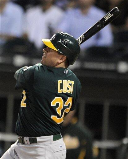 Ellis' homer lifts A's past Sox