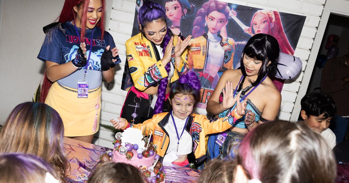 Move over, Elsa. The hottest entertainers at L.A. kid parties are 'KPop Demon Hunters'