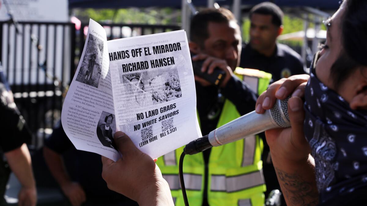 LOS ANGELES TIMES FESTIVAL OF BOOKS (2019) Official Men's