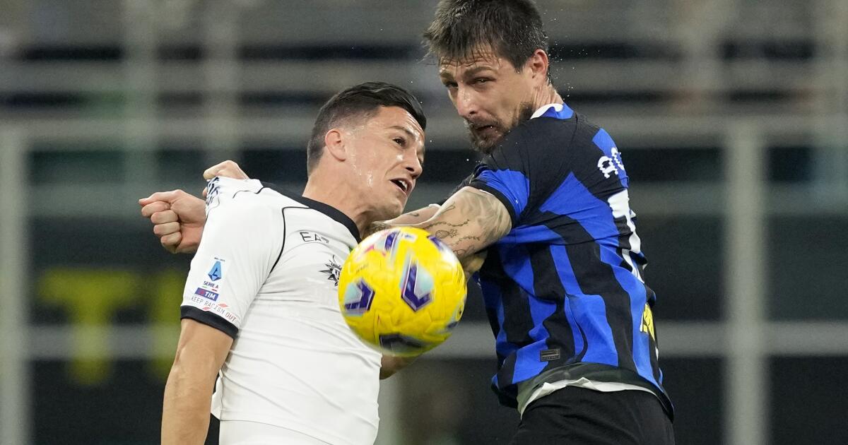 Acerbi ha lasciato la Nazionale a causa di presunti commenti razzisti durante la partita contro il Napoli