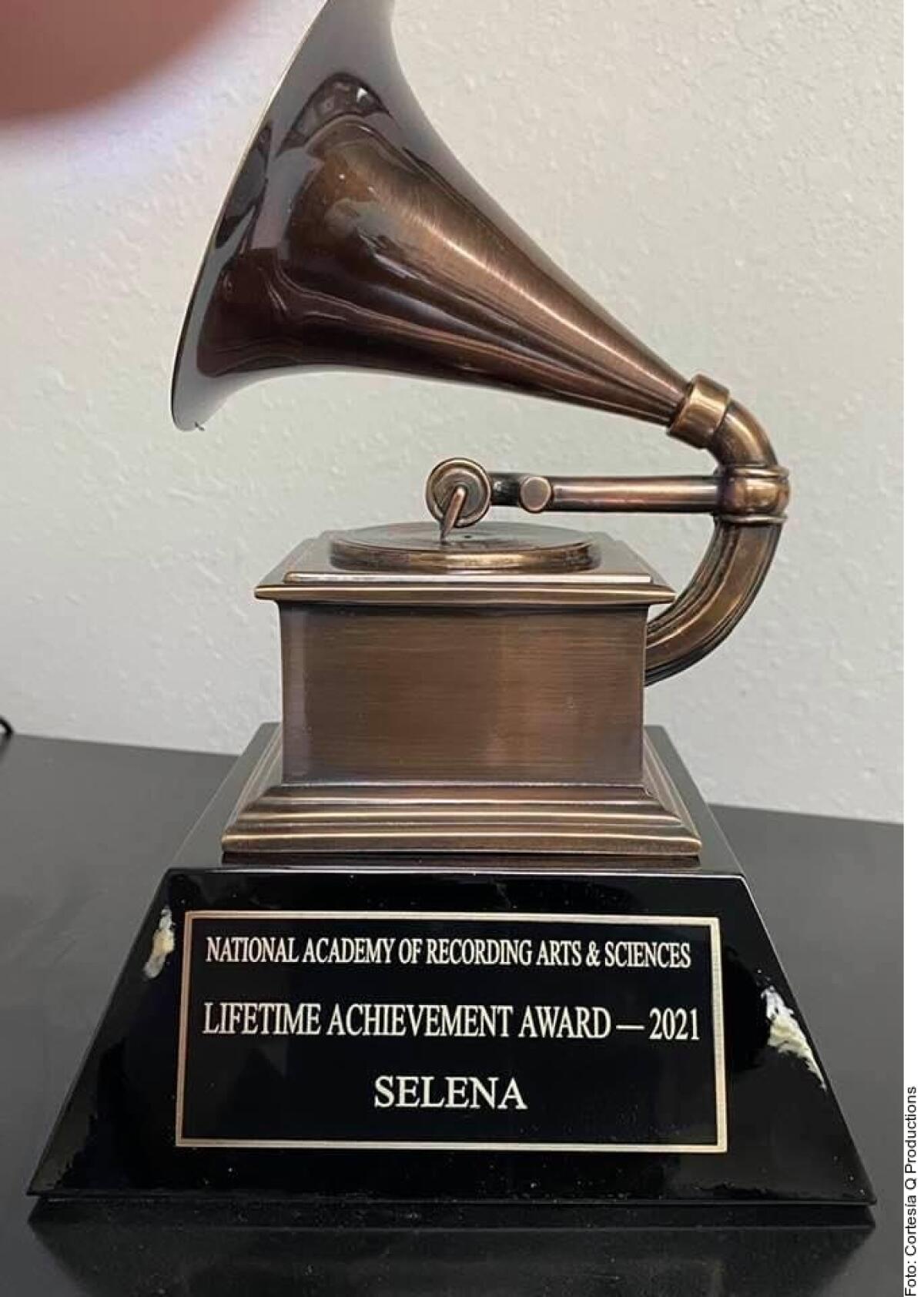 El segundo Grammy de Selena es póstumo efectivamente.