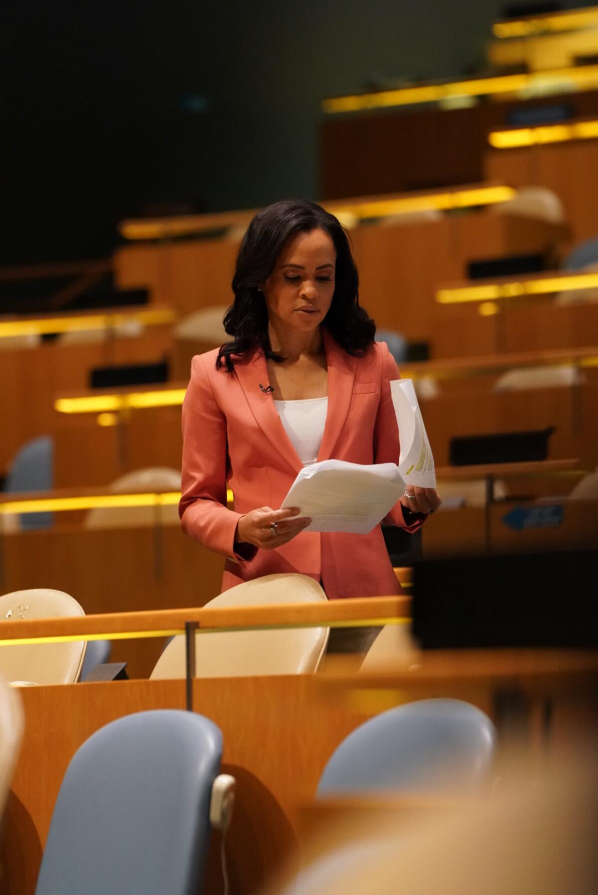 Meet the Harris-Trump debate moderators: ABC News' David Muir and ...