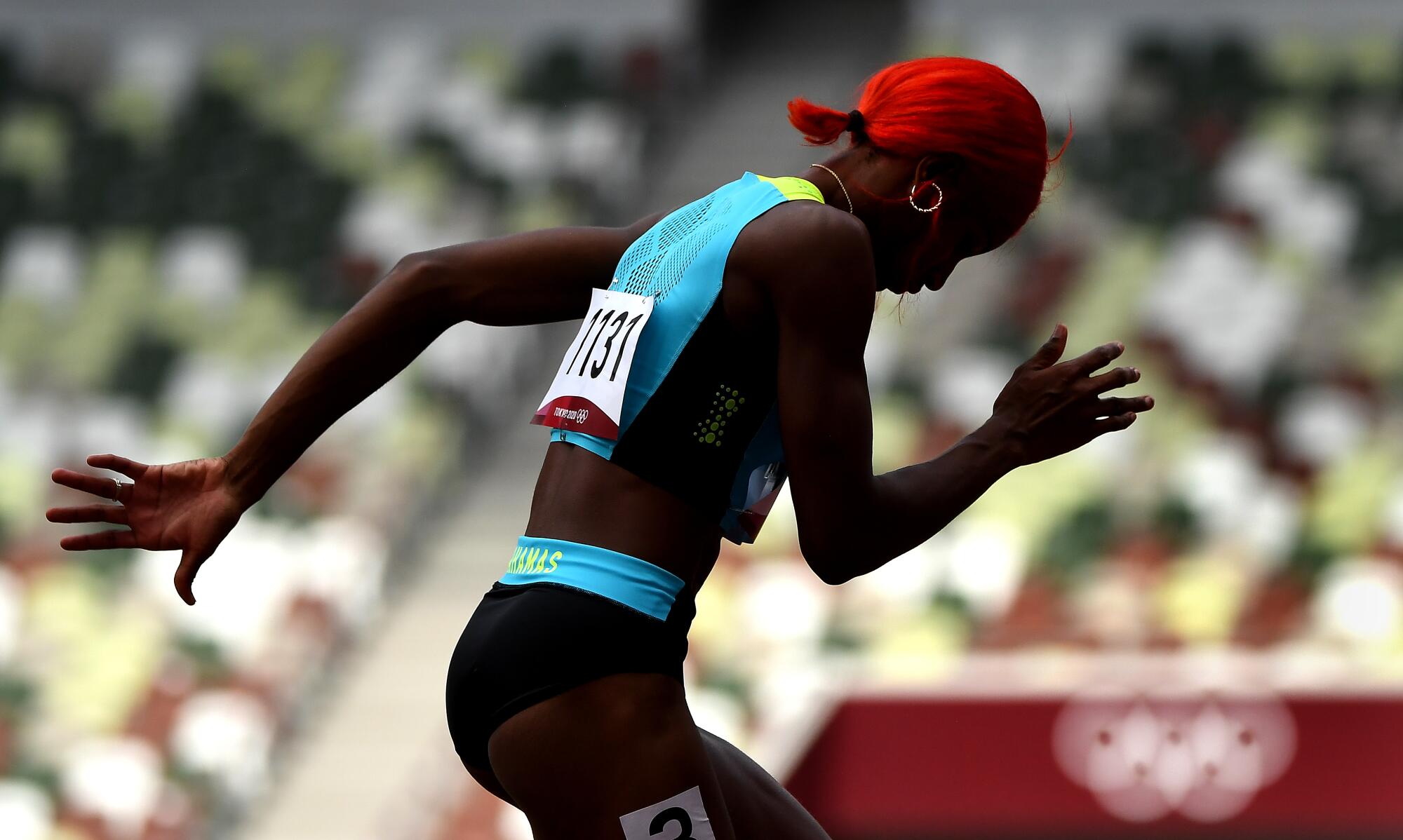 Bahama's Shaunae Miller-Uibo warms-up before round 1 of the 200m race.
