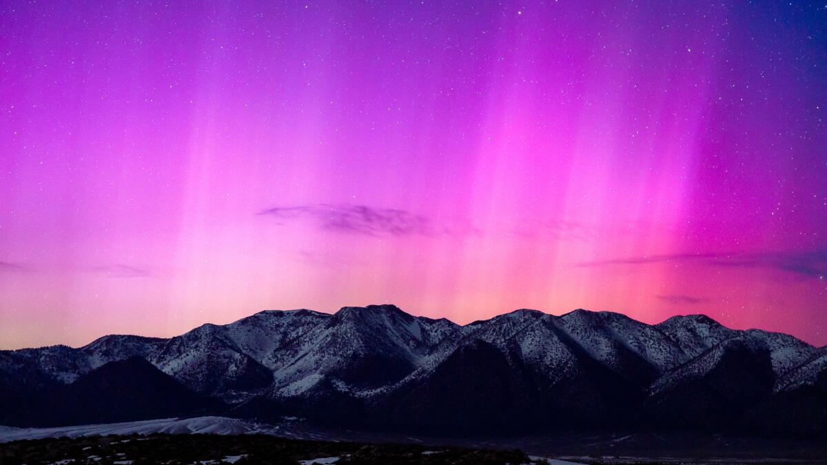 Northern lights again seen from rare southern locales; more to come - Los  Angeles Times