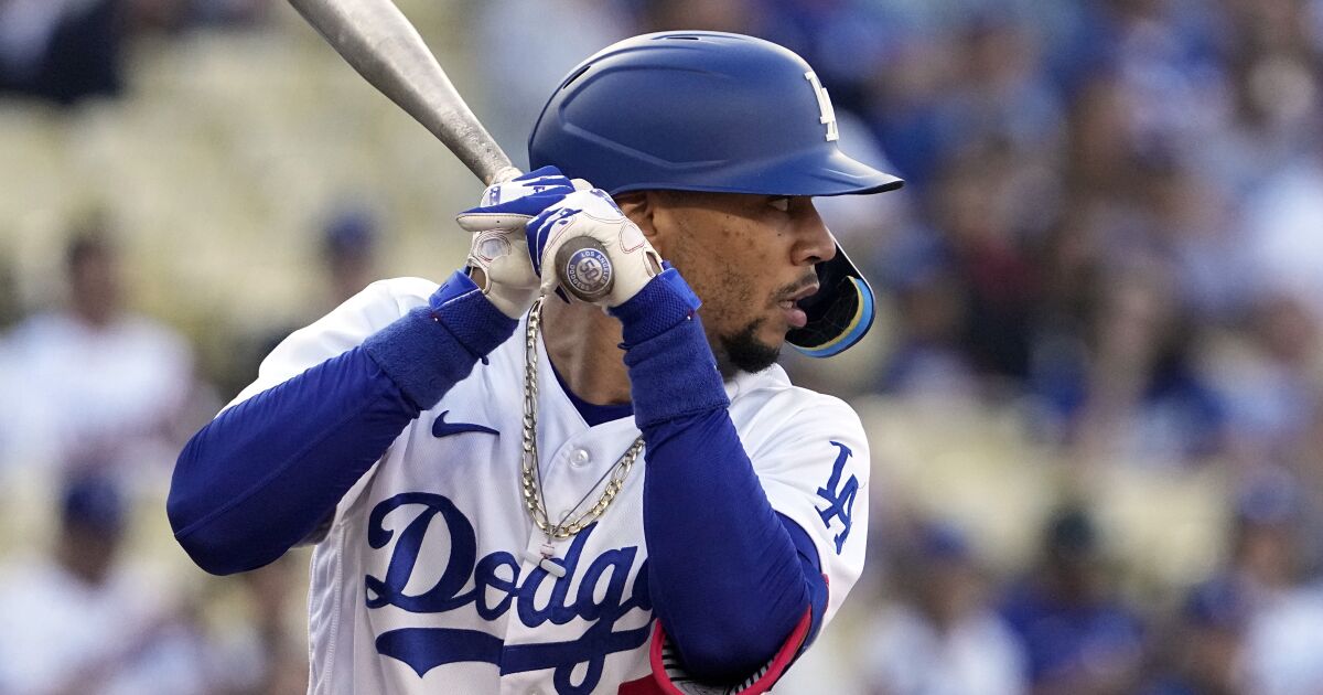 Haunted hotel? Mookie Betts opts not to stay with Dodgers