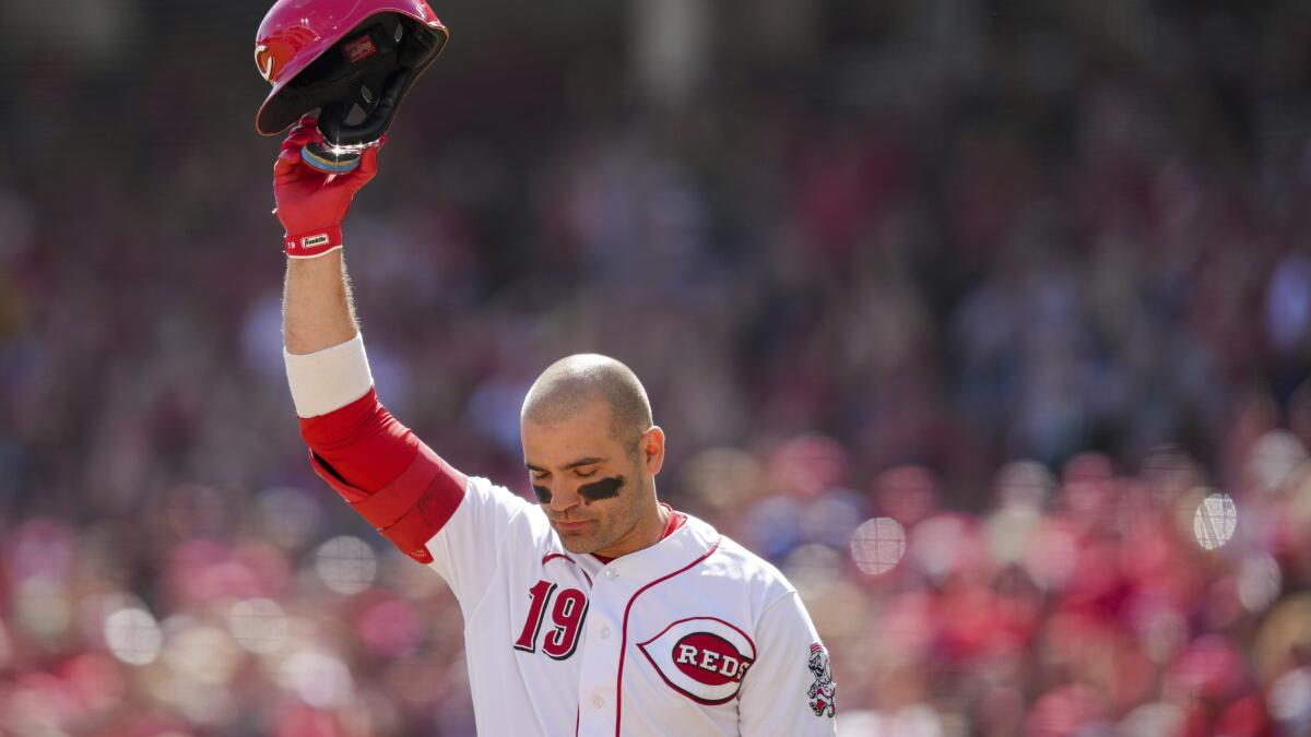 Cincinnati Reds Gift Guide: 10 must-have Joey Votto items