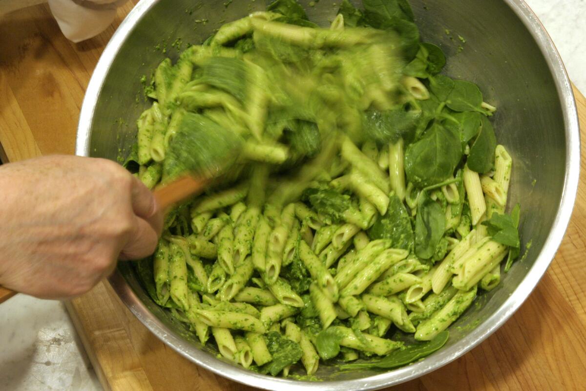 Penne with spinach sauce.