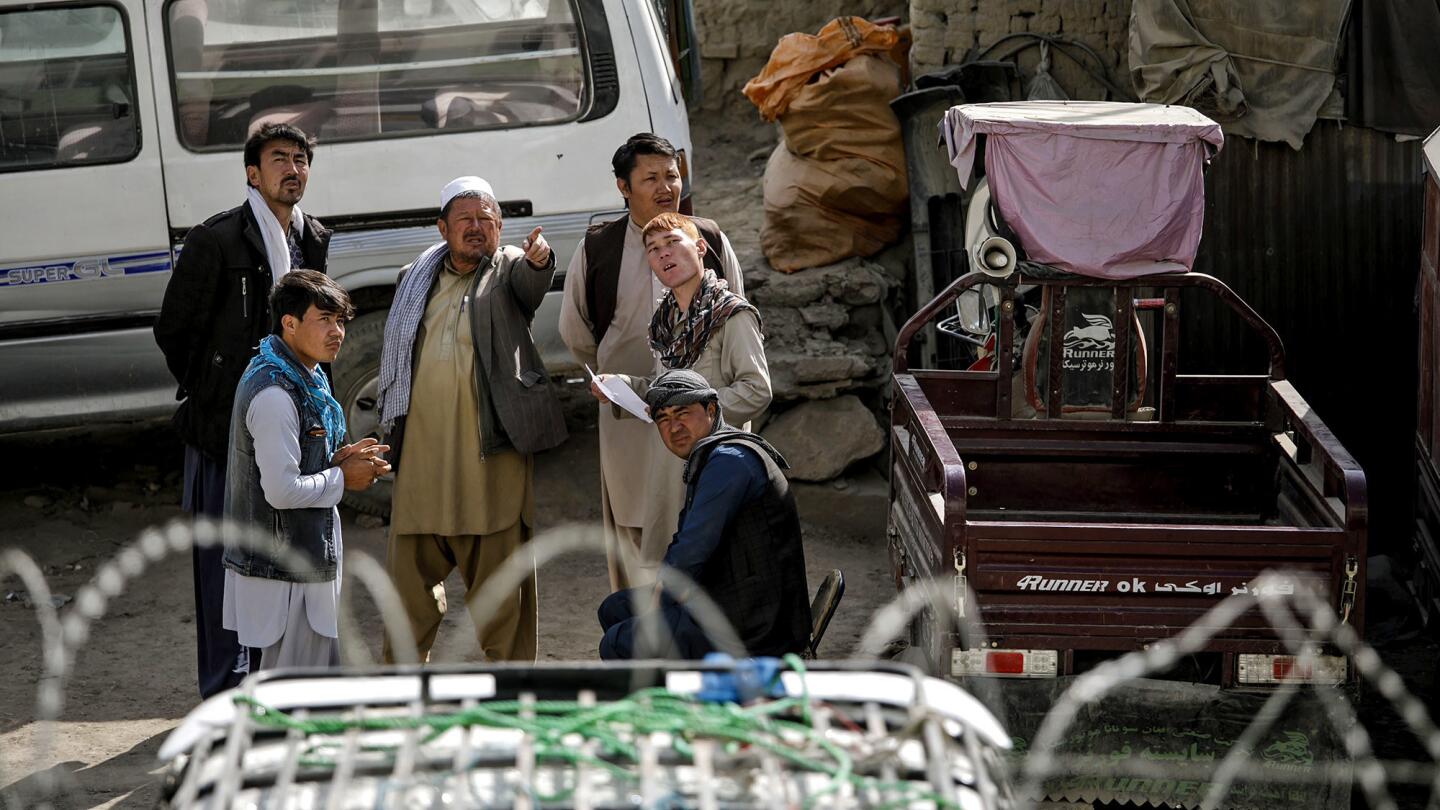 Suicide bombing at Kabul mosque