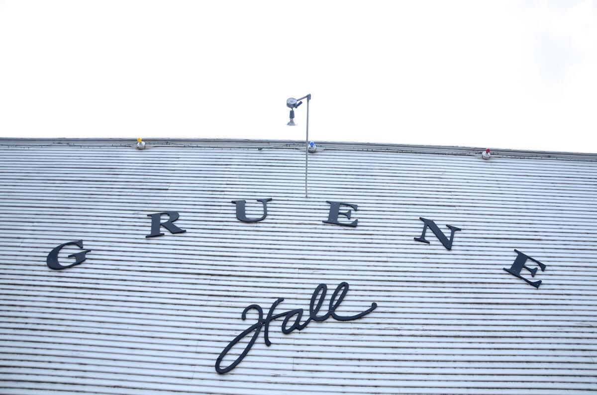 Gruene Hall be the oldest dance hall in Texas