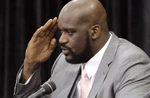 Shaquille O'Neal majored in general studies at LSU. That's also what he got his degree in. He squeezed in schoolwork while playing pro basketball and graduated at age 28.