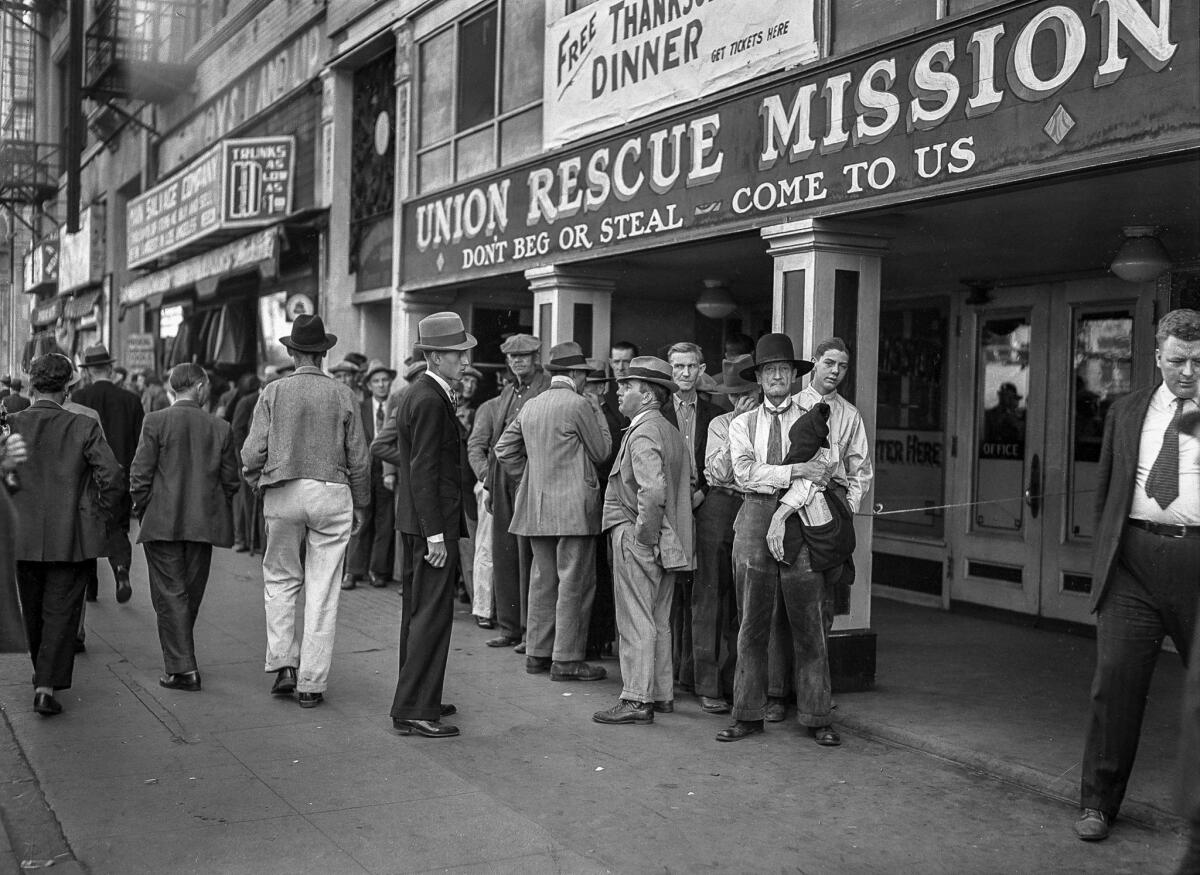 Nov. 26, 1936: Men line up outside Union Rescue Mission for Thanksgiving meal.