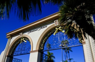 L'entrée de Melrose à Paramount Pictures, qui a supprimé cette semaine près de 40 emplois dans le cadre d'une restructuration de la société mère Viacom.