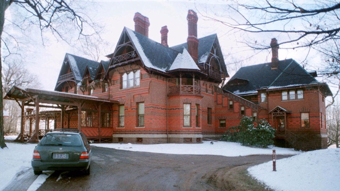 MARK TWAIN HOUSE