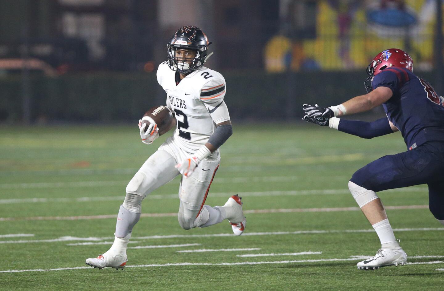 Photo Gallery: Huntington Beach vs. St. Margaret’s in football