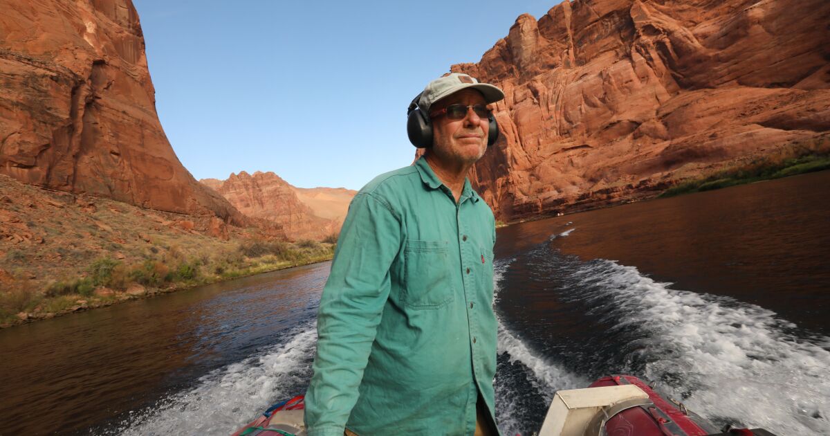 A river guide’s view of Lake Powell’s decline and the depths of the Colorado River crisis