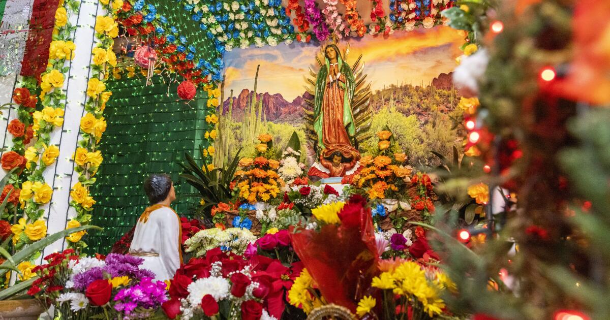 Latinos celebrate La Virgen de Guadalupe in Orange County - Los Angeles  Times