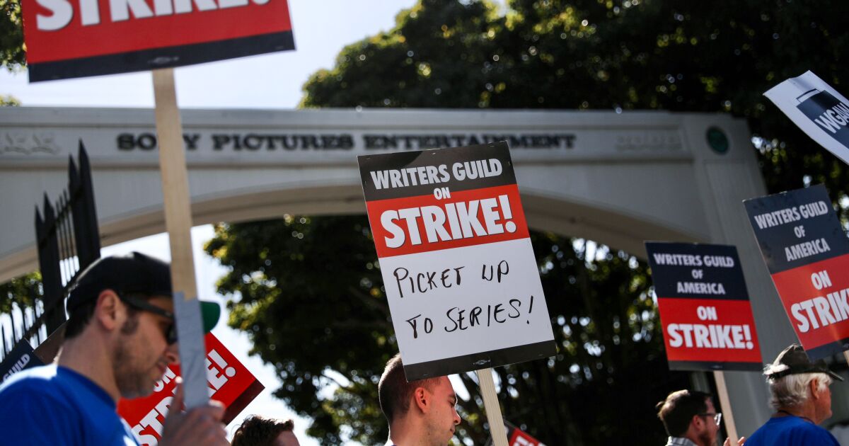 Today's Headlines: Hollywood writers picket studios for better pay
