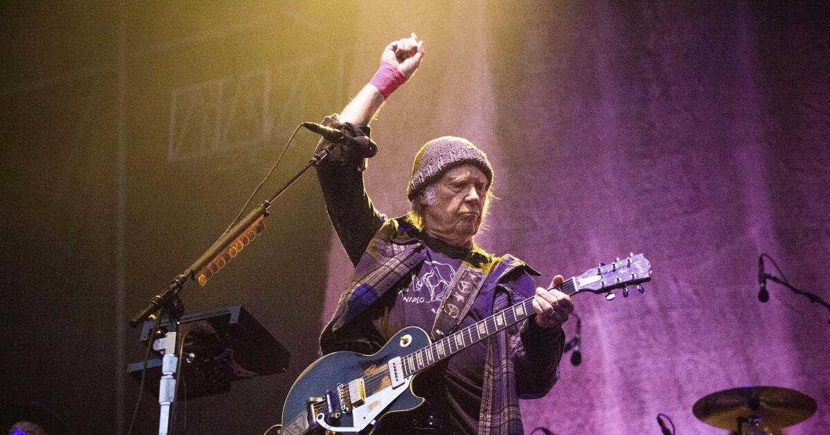 Neil Young returns his music to Spotify, 'except for the full sound we created' Neil Young returns his music to Spotify, 'except for the full sound we created'