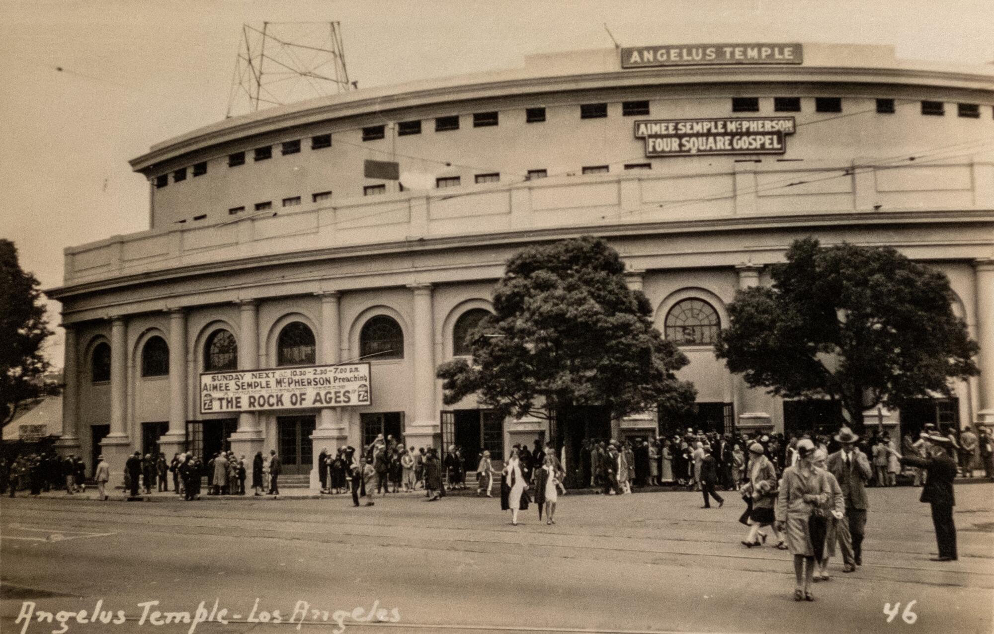 A black-and-white postcard of the Angelus Temple