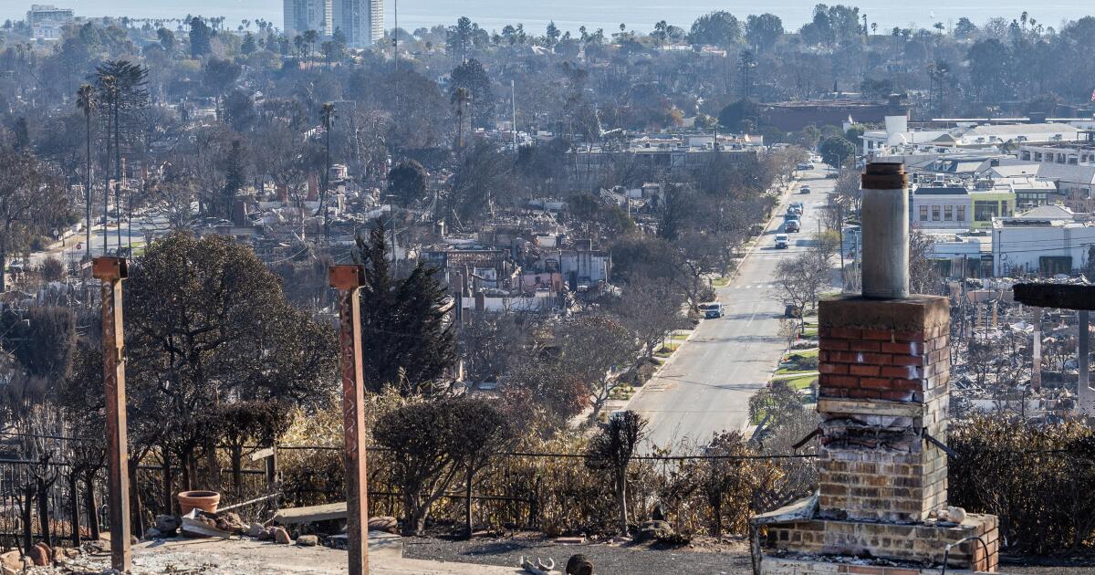 Worsening wind forecast brings new fire risk to Los Angeles area starting Monday Worsening wind forecast brings new fire risk to Los Angeles area starting Monday