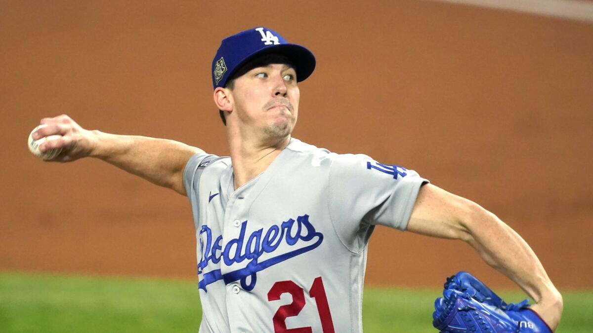 Dodgers won't rush Justin Turner back from hamstring injury