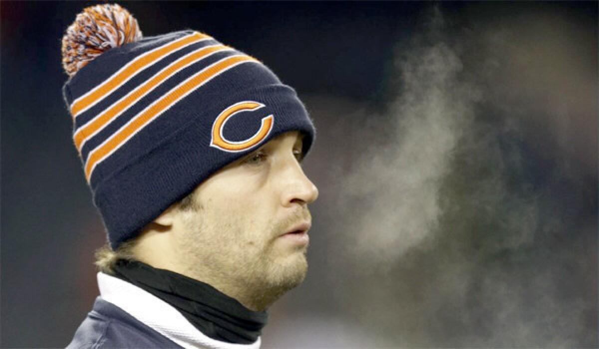 Jay Cutler will start for the Chicago Bears against the Cleveland Browns after missing four games because of a high-ankle sprain.