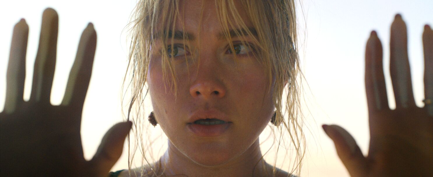 Don't Worry Darling' review: Olivia Wilde scandals blunt thrills - Los Angeles Times