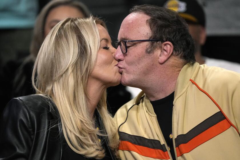  Jeanie Buss and Jay Mohr attend the Los Angeles Lakers and Portland Trail Blazers game at Crypto.com Arena