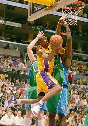 Dallas Mavericks at Los Angeles Lakers