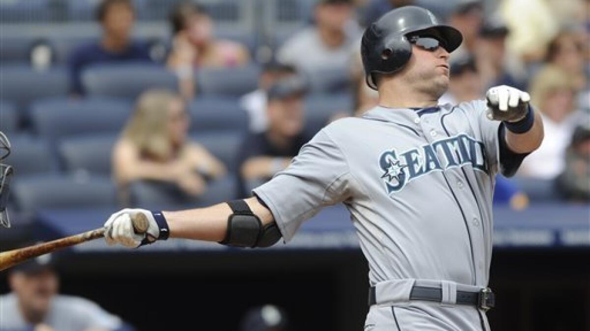 Mark Teixeira homers in 8th to lift Yankees over Mariners