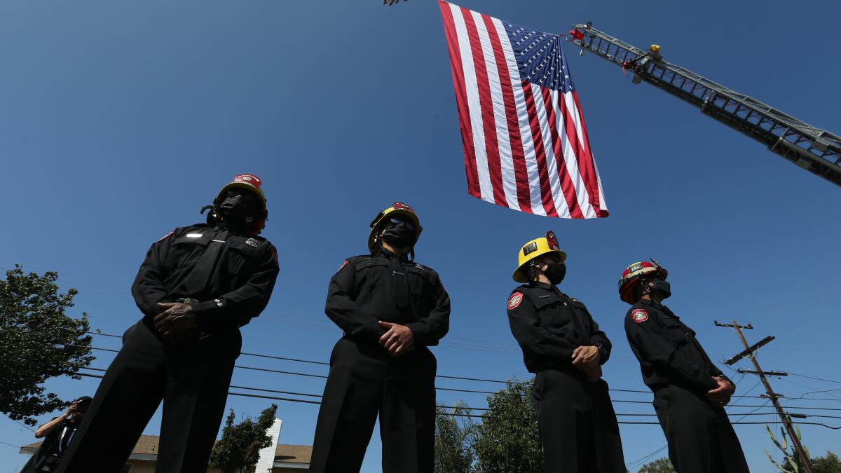 Firefighter killed in El Dorado blaze was a 14-year veteran - Los Angeles  Times