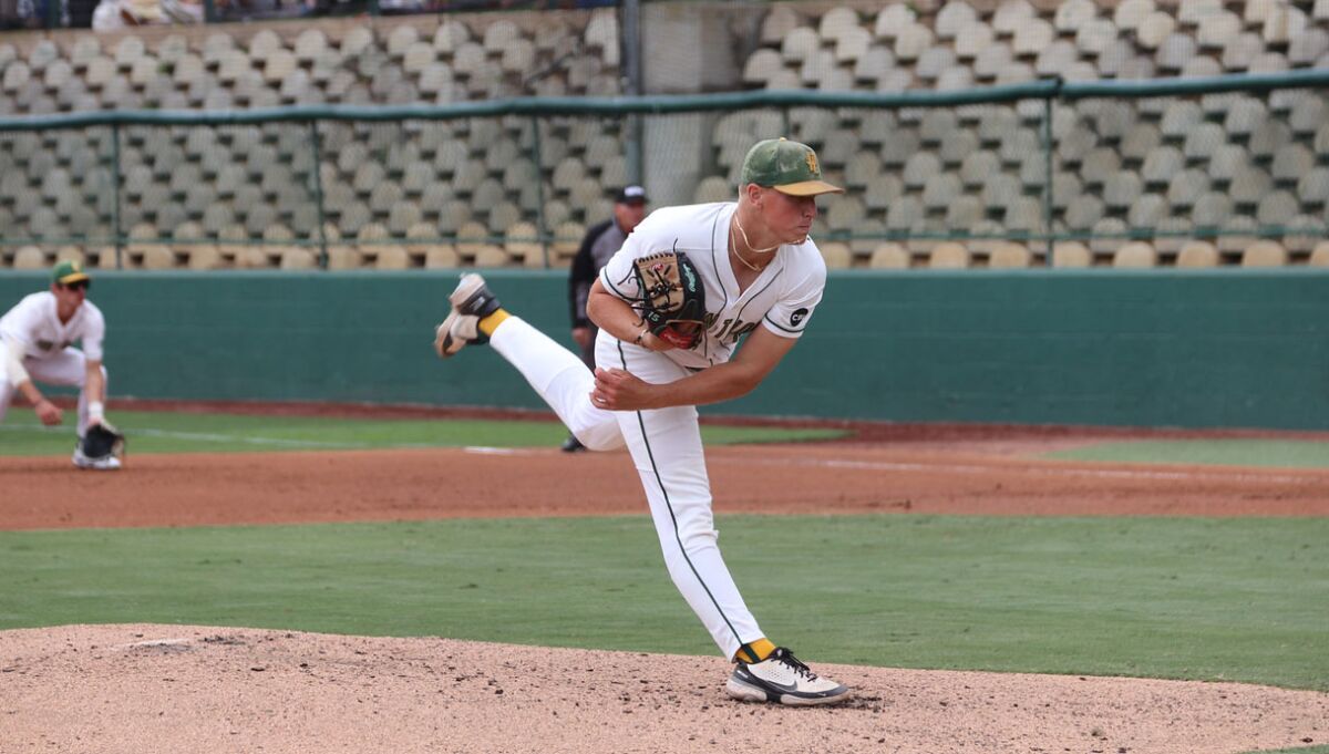 Point Loma Nazarene left-hander Baxter Halligan notched his 12th victory in win over Cal Poly Pomona.