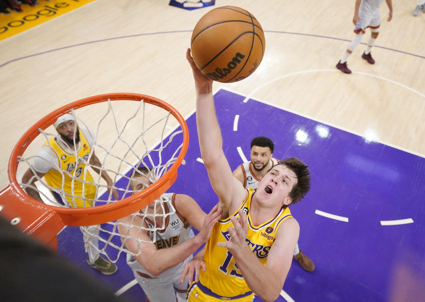 3 jugadores que pueden firmar los Lakers en la agencia libre para