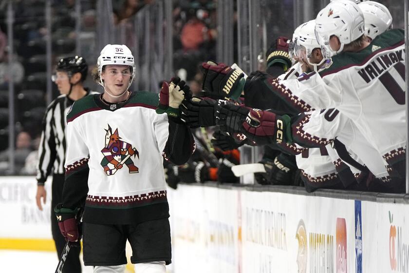 Jagr shines in Dallas debut as Stars top Coyotes - The San Diego