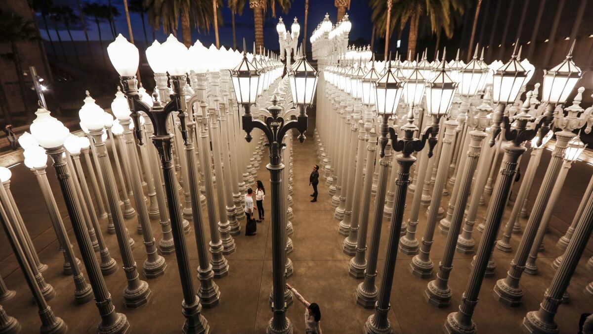 “Urban Light” has 202 street lamps. The total number of bulbs is 309 because some lampposts have two globes.