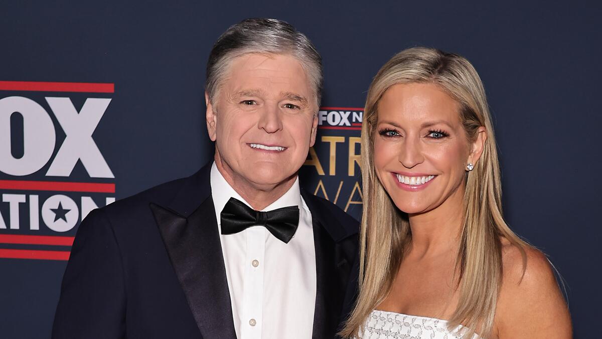 Sean Hannity is engaged to Ainsley Earhardt of 'Fox & Friends' - Los Angeles Times