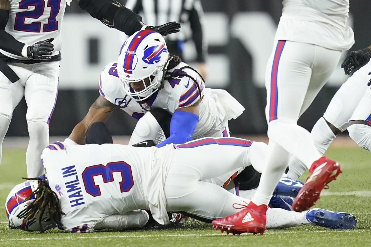 Bills' Hamlin collapses; medical events that stopped play - The San Diego  Union-Tribune