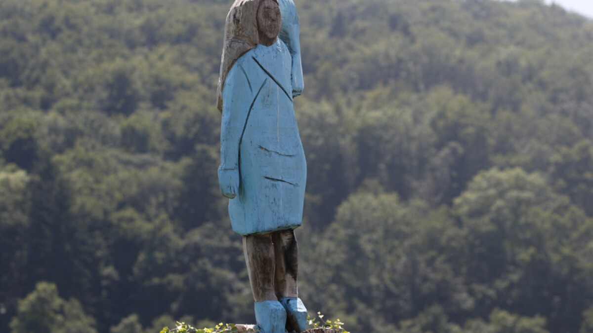 Melania Trump Statue Set On Fire In Slovenia Los Angeles Times
